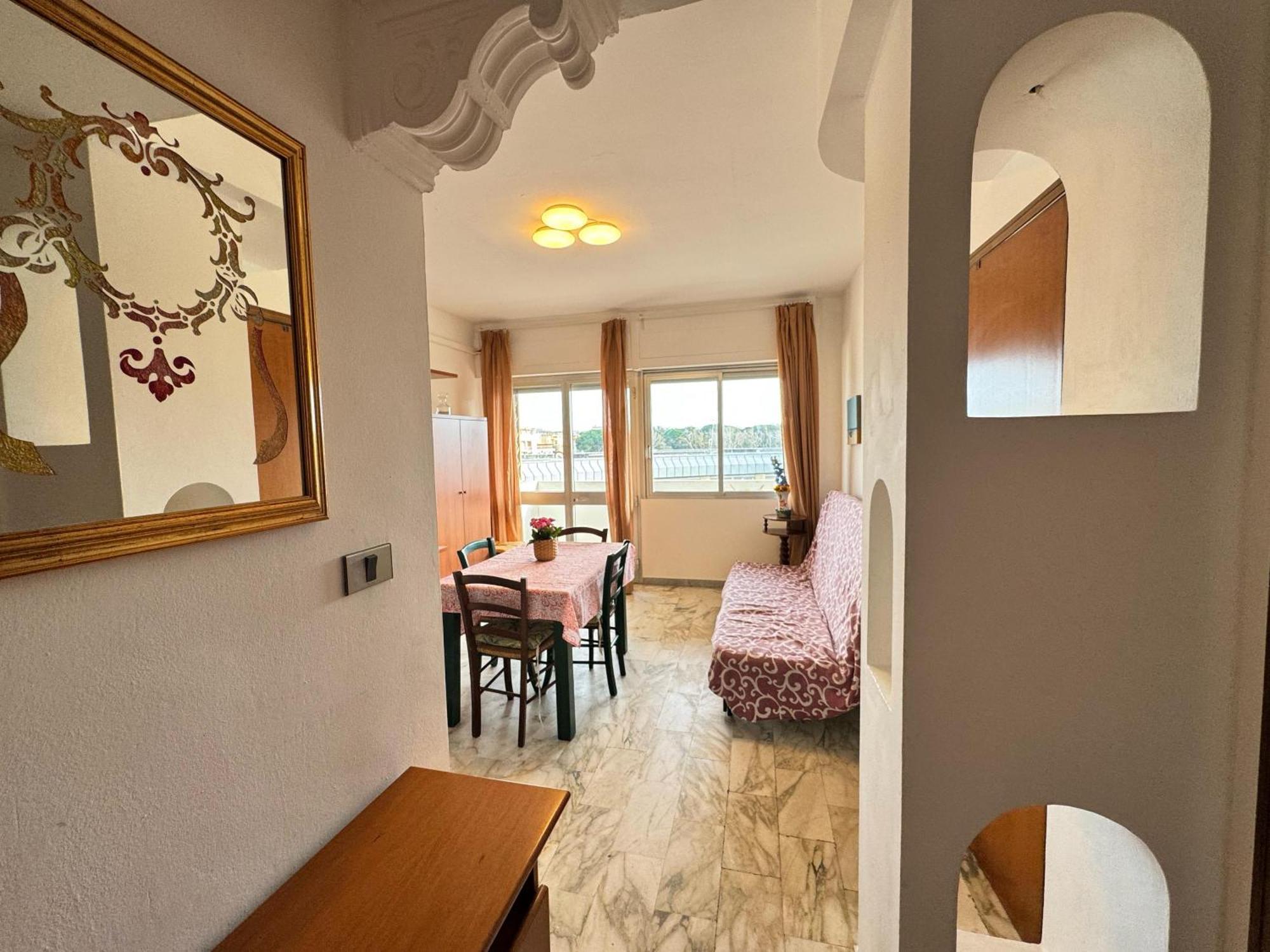 Imperiale Apartment Tirrenia Exteriör bild