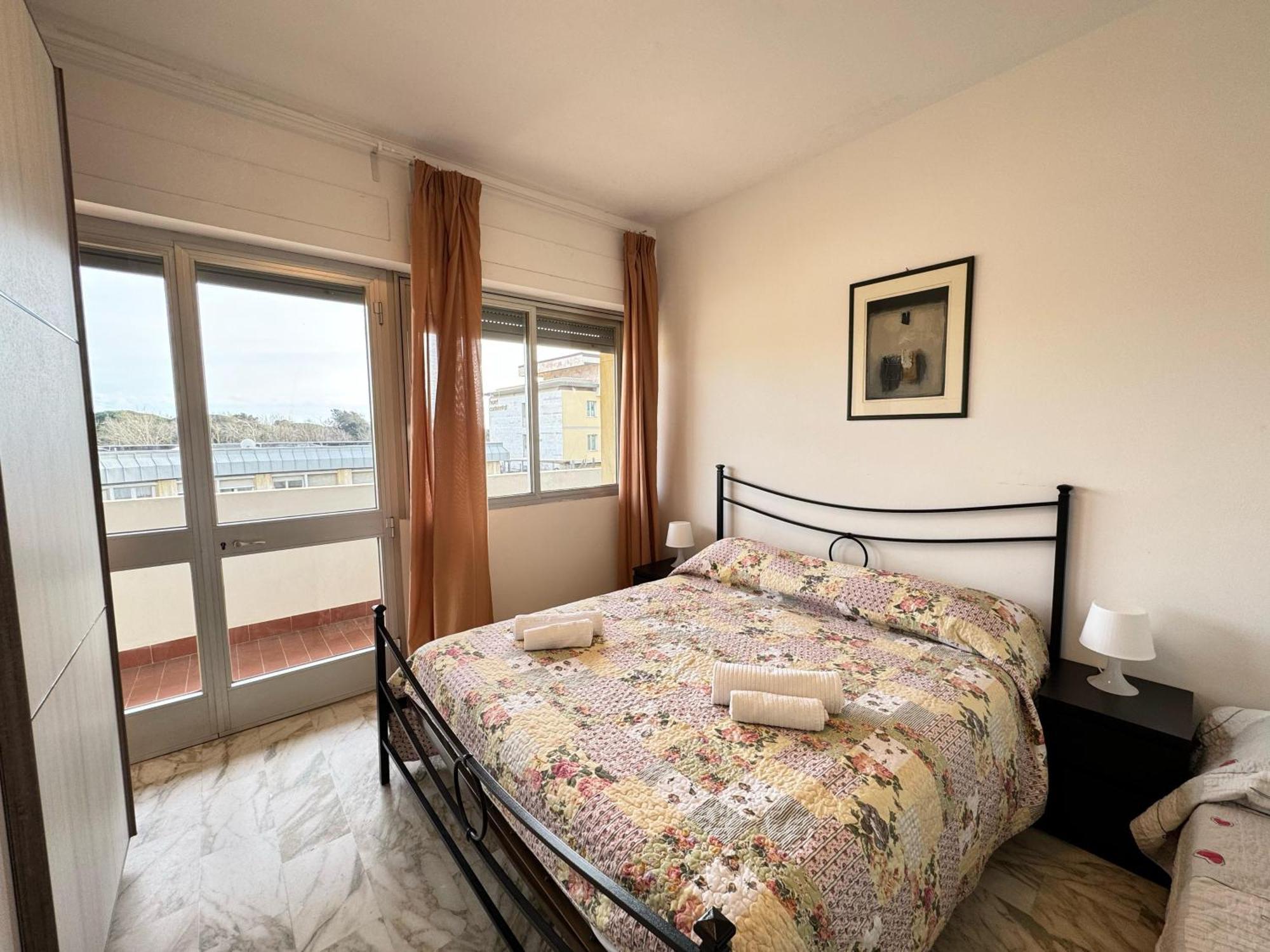 Imperiale Apartment Tirrenia Exteriör bild
